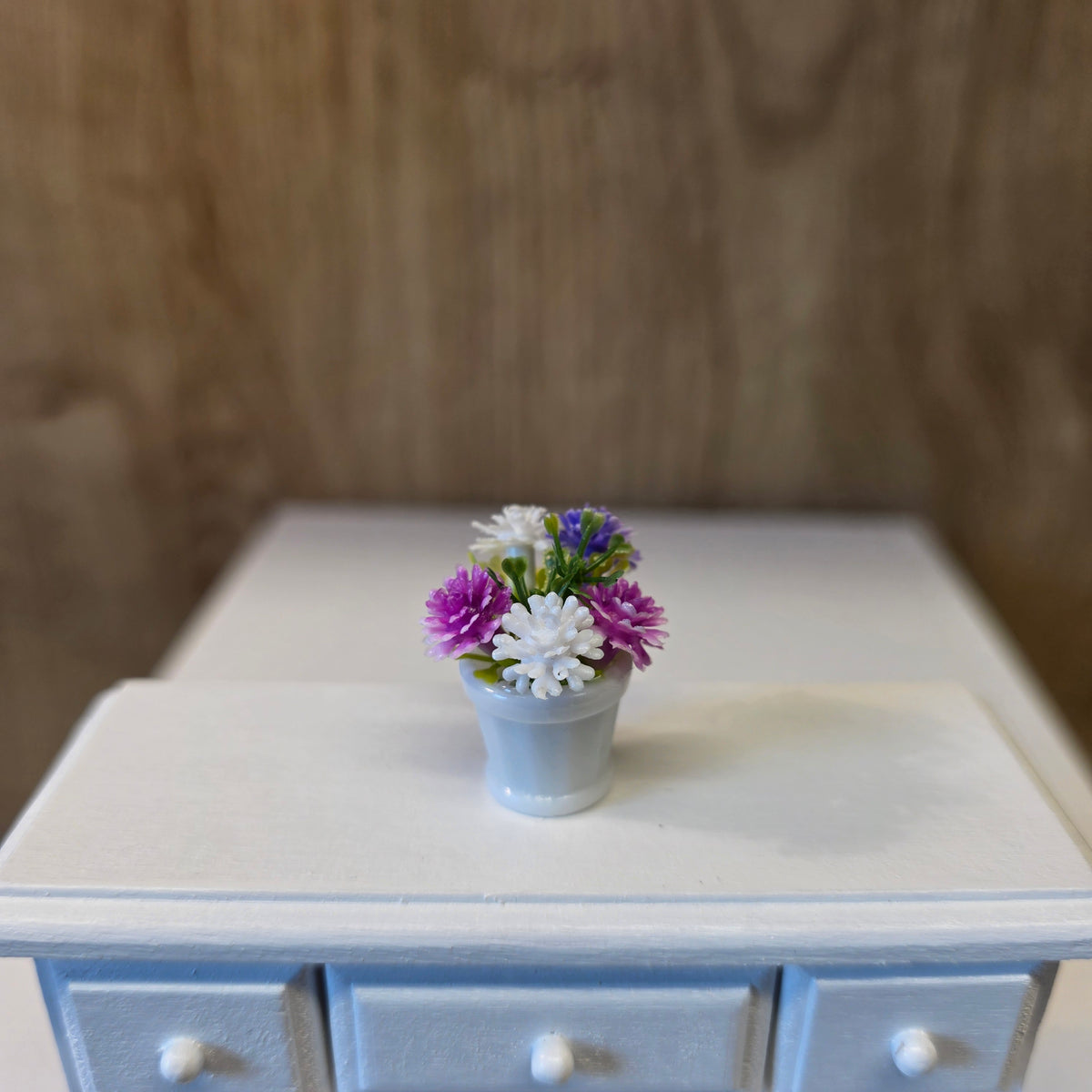 Blommor i vas